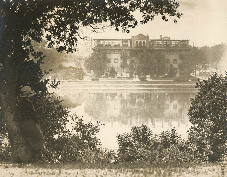 Sigismund Blumann - The Palace of Dreams