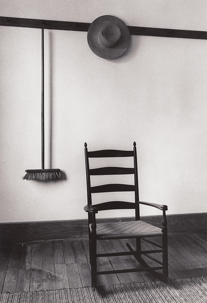 Alfred Eisenstaedt - Shaker Room, Hancock, MA