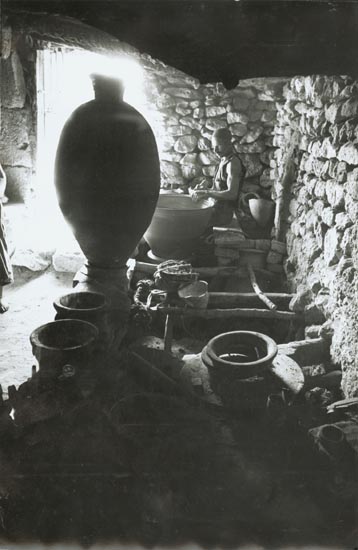 Anonymous - A Potter Spins the Bottom of Huge Amphoras